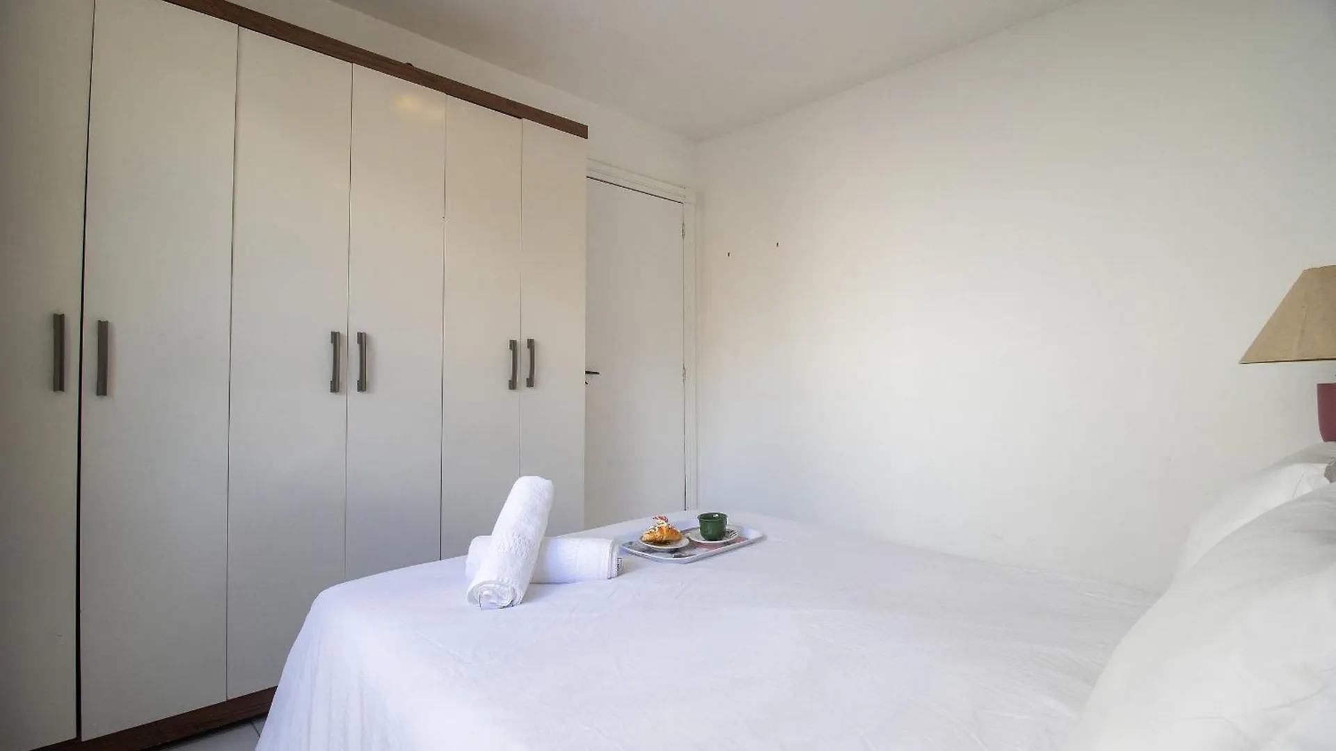 Clr23 -Calcadao, 1Dorm Climatizado, Wi-Fi, Garagem Apartment Balneario Camboriu