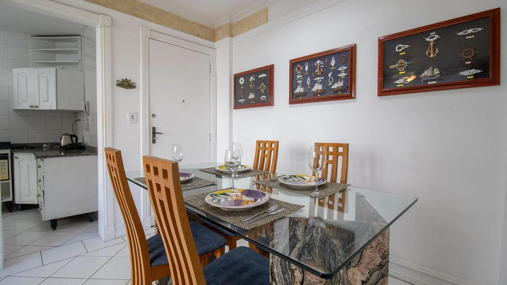 Clr23 -Calcadao, 1Dorm Climatizado, Wi-Fi, Garagem Apartment Balneario Camboriu Brazil