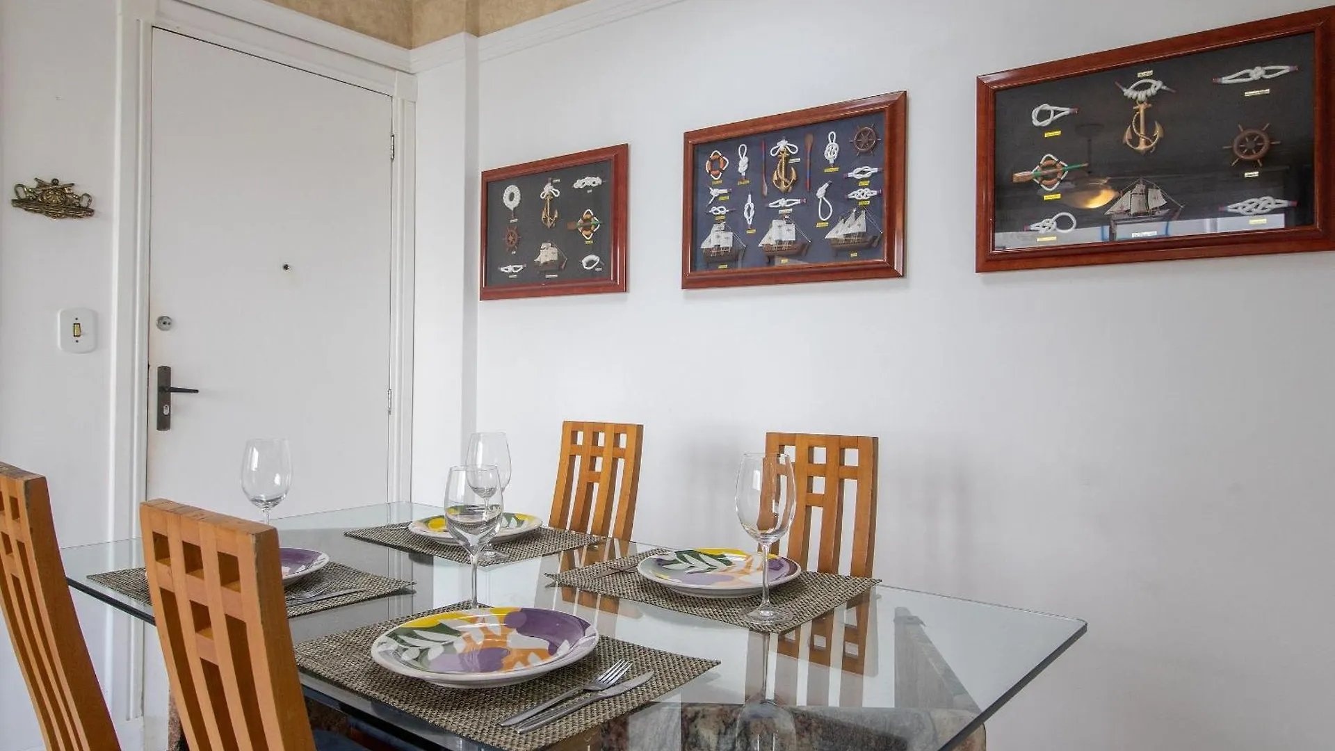 Clr23 -Calcadao, 1Dorm Climatizado, Wi-Fi, Garagem Apartment Balneario Camboriu